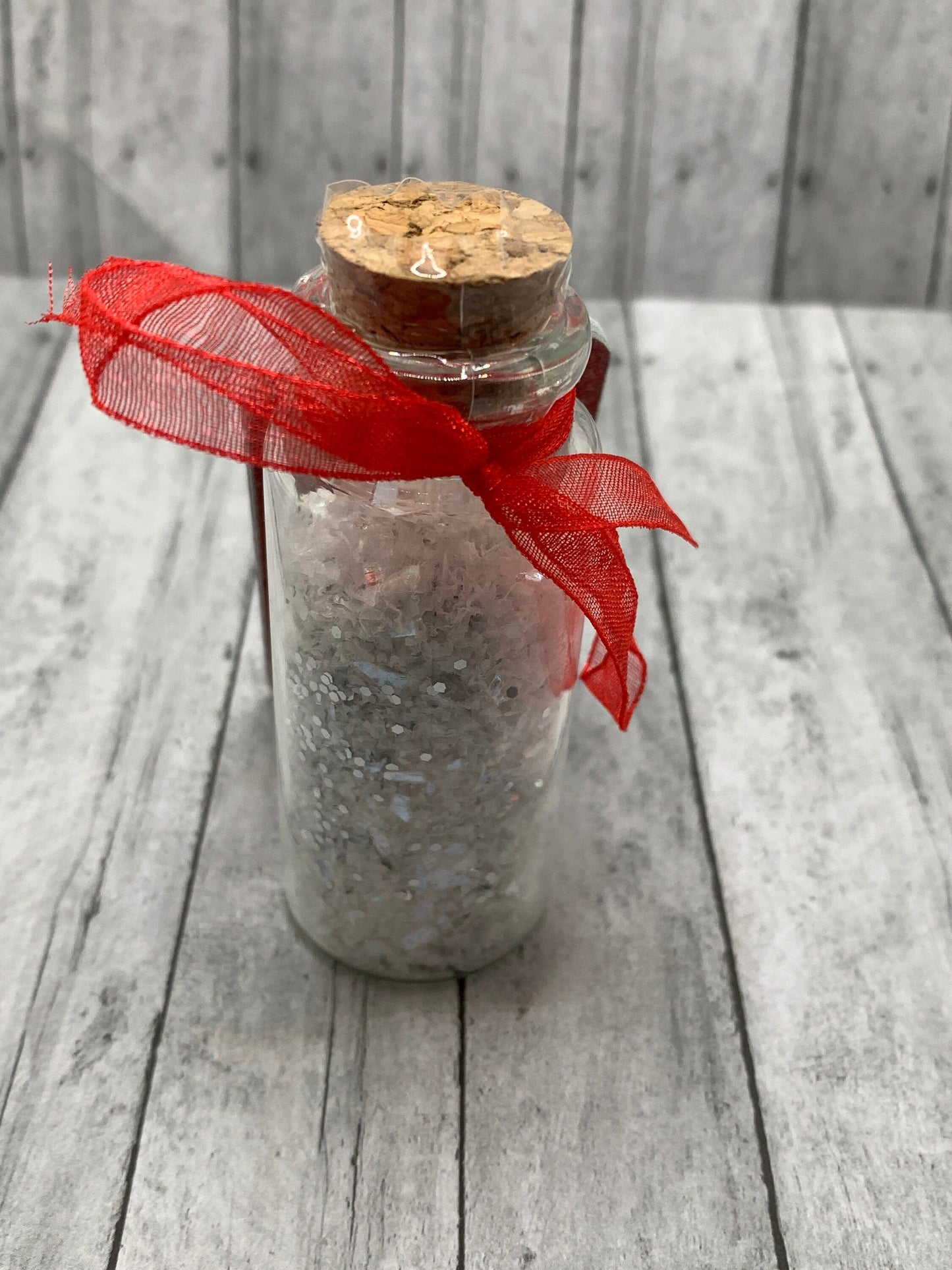 Reindeer Dust so Santa can find his way! Perfect to keep the magic going for any child