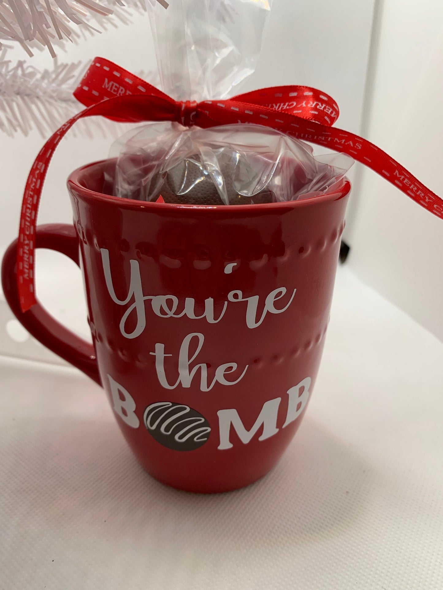 You’re the Bomb mug gift set. Two colors to choose from. Choose from mug only or mug with cocoa bomb- Christmas gift